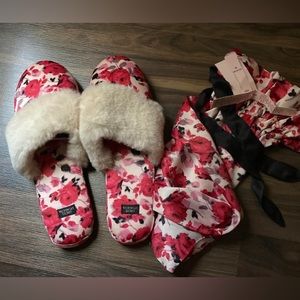 NWT Victoria’s Secret Red Pink Floral Faux Fur Boudoir Slippers, Sz. 7